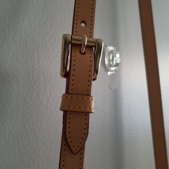 Vintage Dooney & Bourke Small Saddle Crossbody - Picture 5 of 12